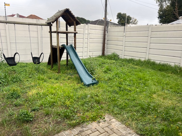 2 Bedroom Property for Sale in Churchill Estate Western Cape